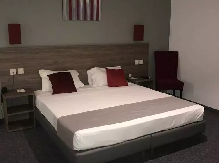 Hotelli Spinola