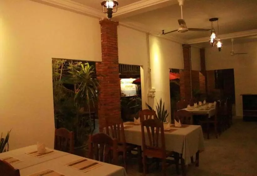 호텔 The Coconut House