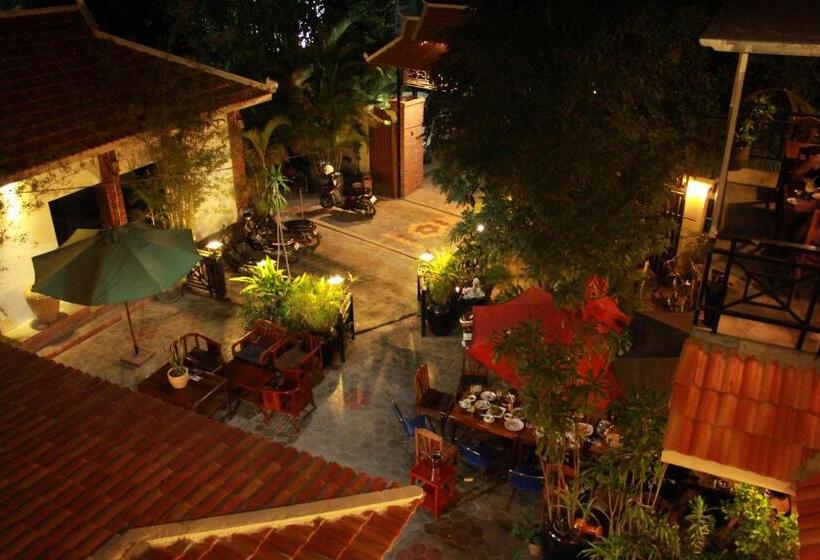 호텔 The Coconut House