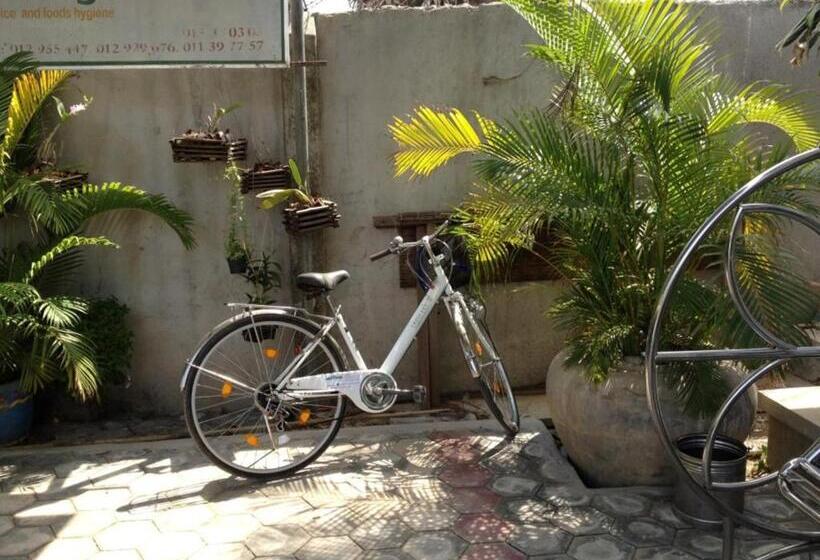 호텔 The Coconut House