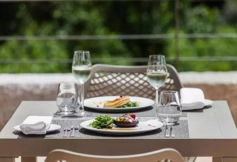 فندق Torre de Gomariz Wine & Spa