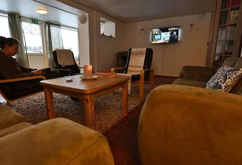 Отель Ylläs Lake