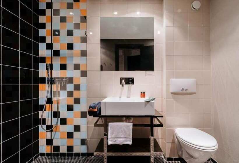 Langley Hotel Le Petit Prince