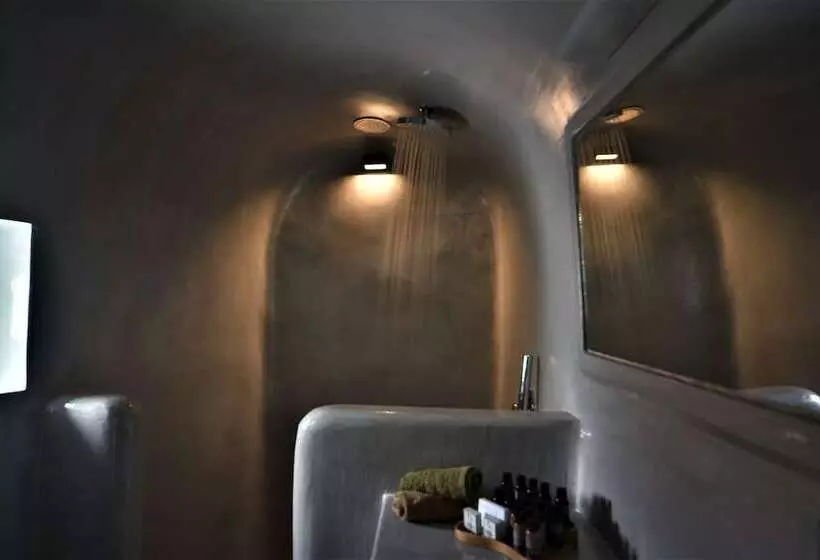 Morning Star Traditional Houses