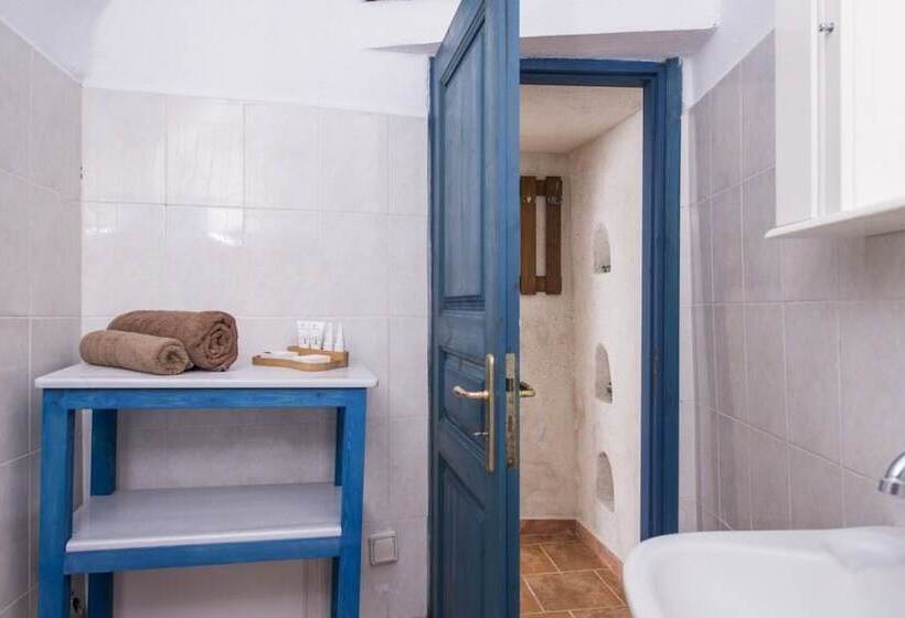 Morning Star Traditional Houses