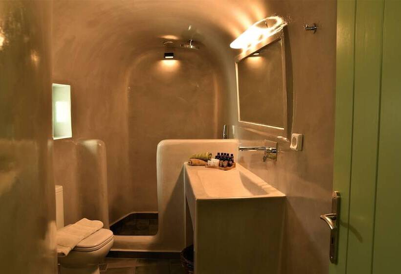 Morning Star Traditional Houses