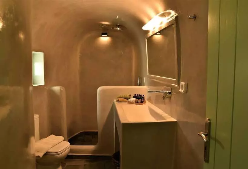 Morning Star Traditional Houses