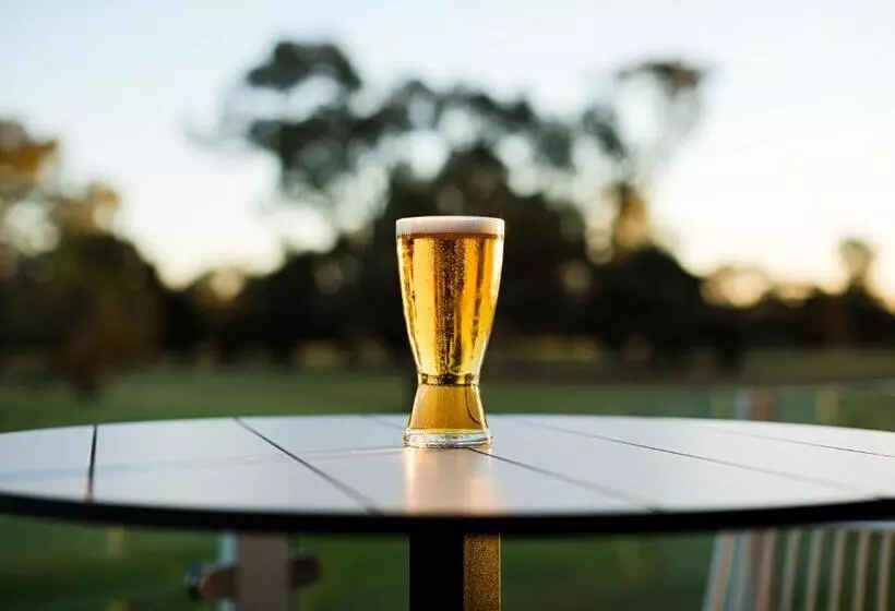 汽车旅馆  Big River Golf & Country Club