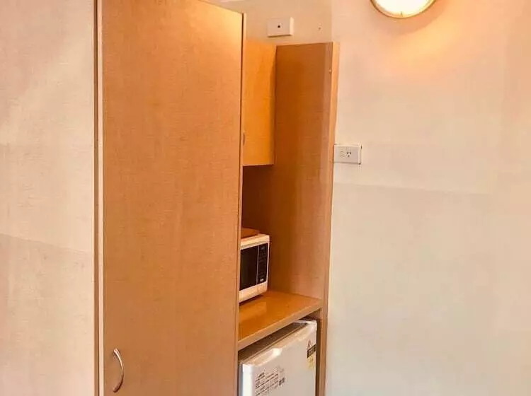 汽车旅馆  Westside Motor Inn