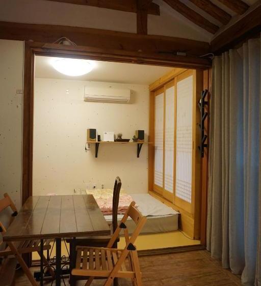 Pensão Hanok Eugene S House Dongdaemun