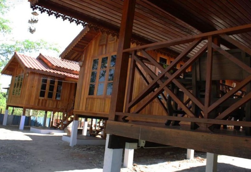 بنسيون The Little Lopburi Village