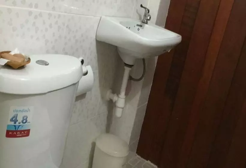 膳宿费 The Little Lopburi Village