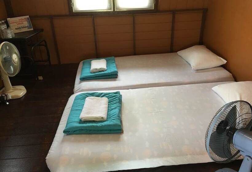 بنسيون The Little Lopburi Village