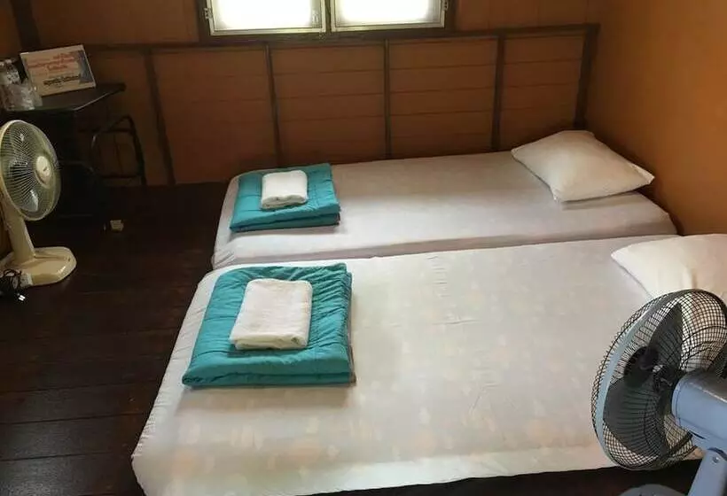 膳宿费 The Little Lopburi Village