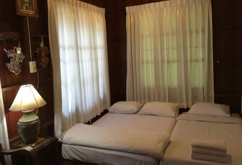 膳宿费 The Little Lopburi Village