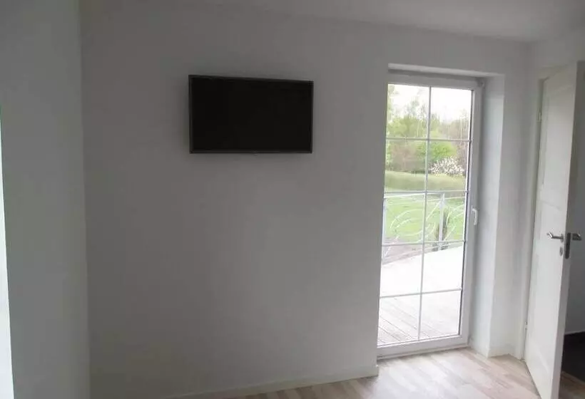 White House Hotel Apartments