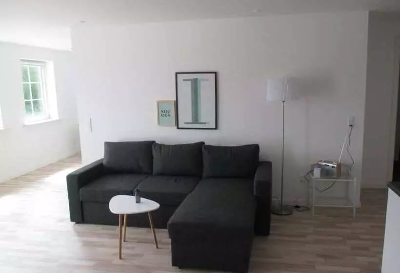 White House Hotel Apartments