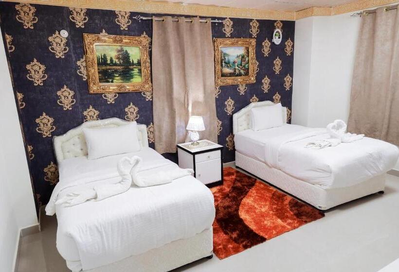 هتل Capital O 141 Golden Rays