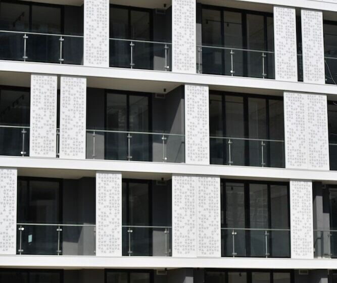 Отель Ellipse Executive Apartments