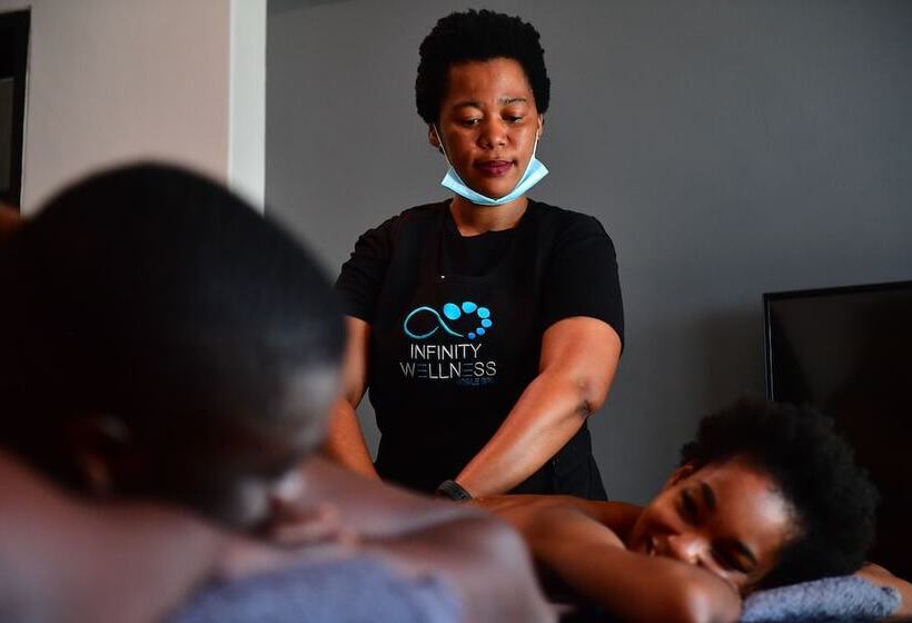 Отель Ellipse Executive Apartments