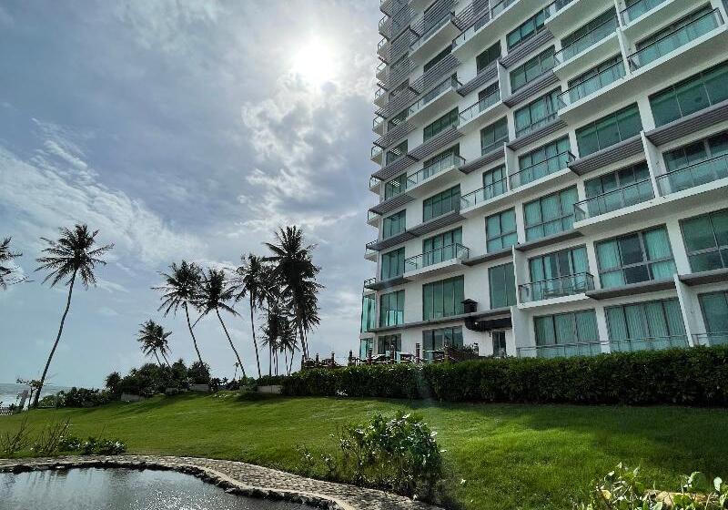 בית מלון כפרי Oceanfronts Apartments