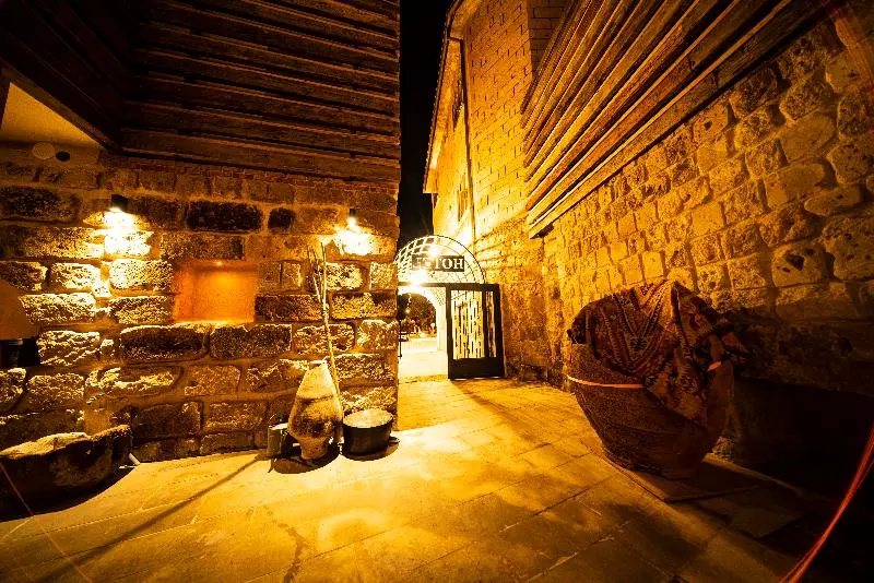 Hotelli Pinhan Cave Suites
