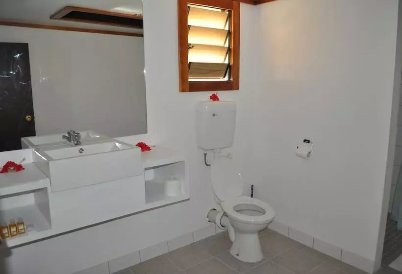 Auberge Hôtelière Ratu Kini Backpackers & Dive Resort