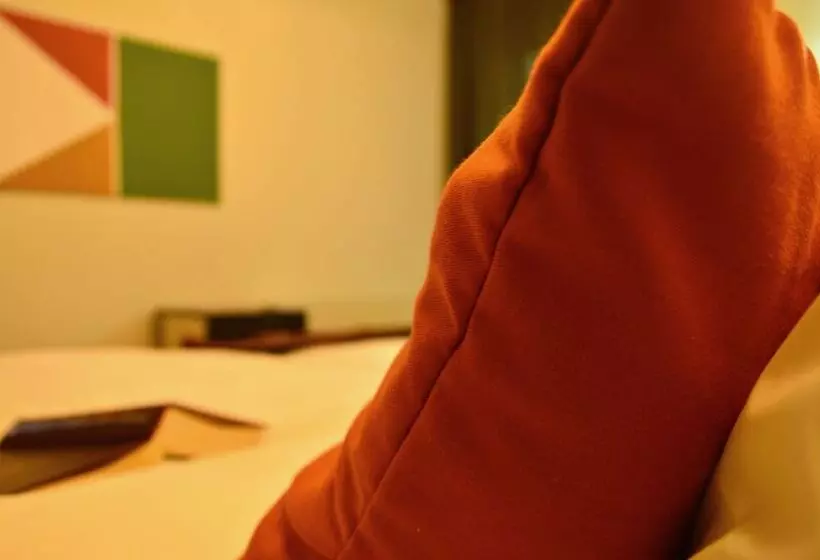 Alexakis Hotel & Spa