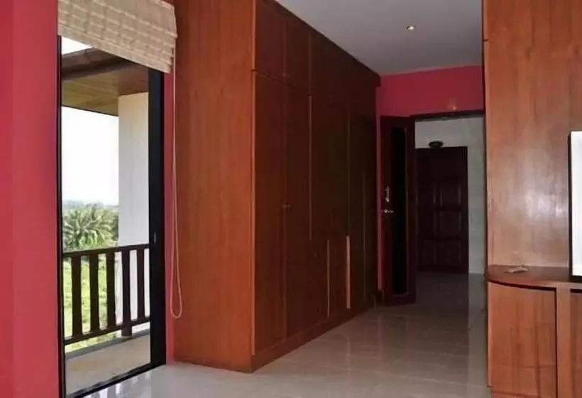 Отель Baan Chayna Resort