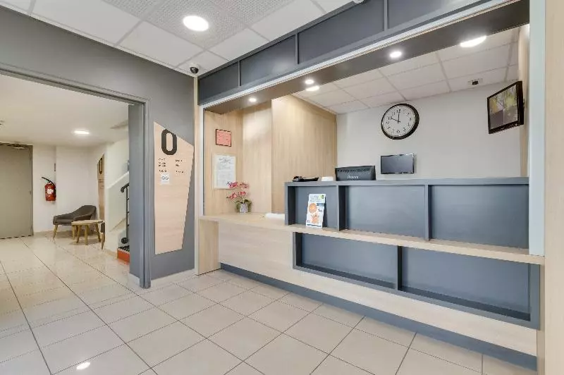 B&b Hotel Frejus Puget Sur Argens