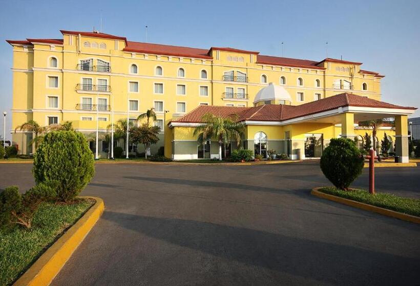 Szálloda Fiesta Inn Express Nuevo Laredo