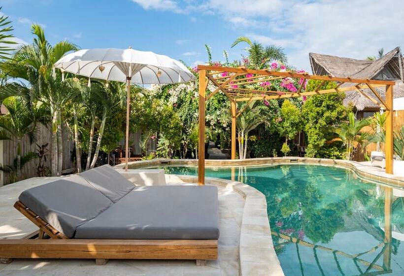 酒店 Gili Teak Beach Front Resort