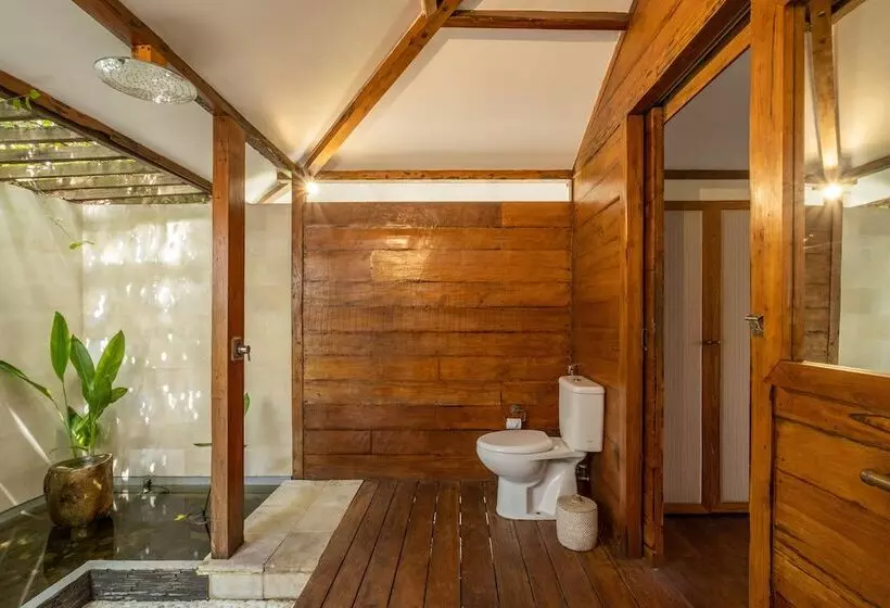 ホテル Gili Teak Beach Front Resort