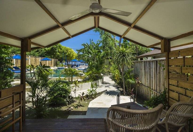 酒店 Gili Teak Beach Front Resort