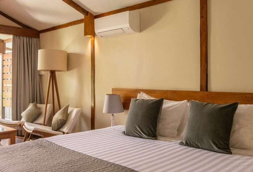 酒店 Gili Teak Beach Front Resort