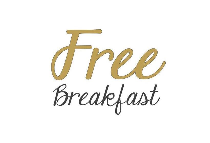 هتل Holiday House Ryukyu An Music Hostel