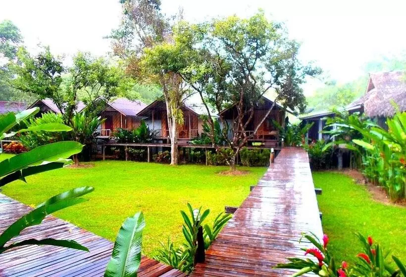 Отель Khao Sok Cabana Resort