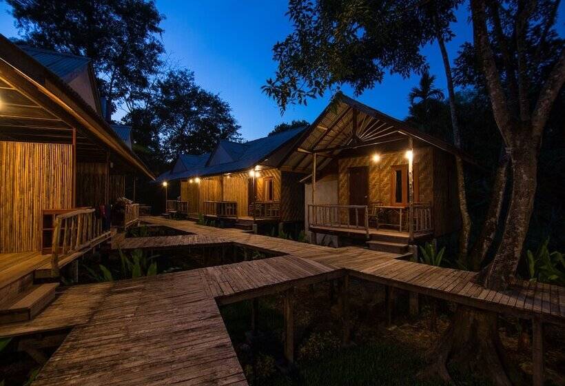 Отель Khao Sok Cabana Resort