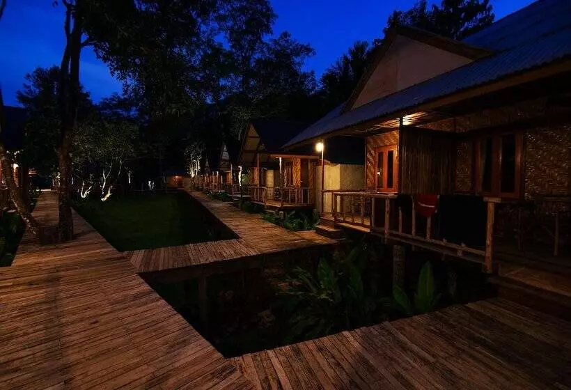 Отель Khao Sok Cabana Resort