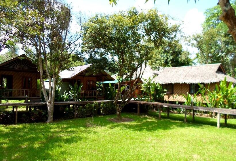 Отель Khao Sok Cabana Resort