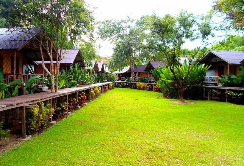 Отель Khao Sok Cabana Resort