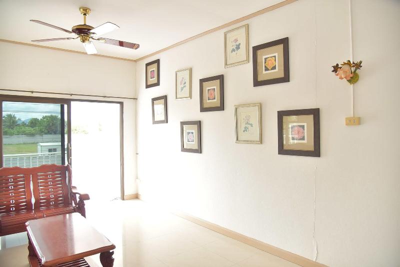 هتل Baan P Mike Resort Pranburi