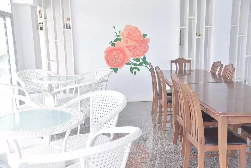 هتل Baan P Mike Resort Pranburi