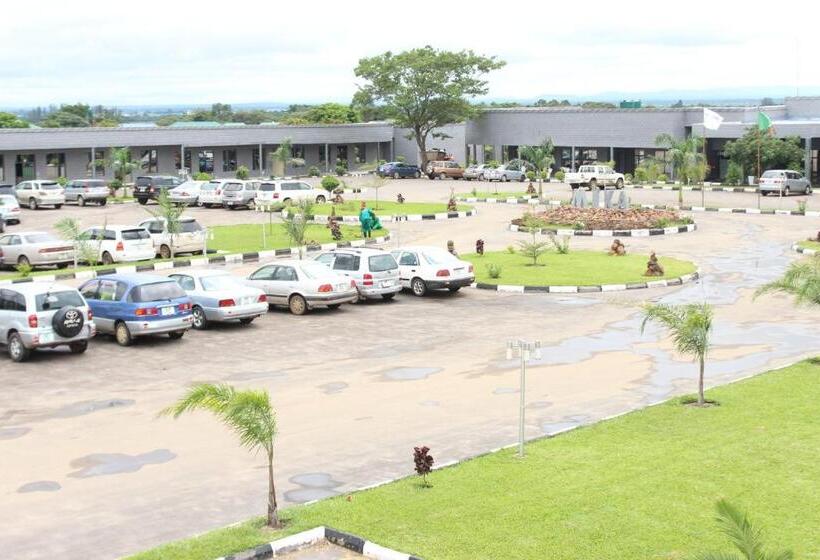 酒店 Mika Convention Center Meanwood