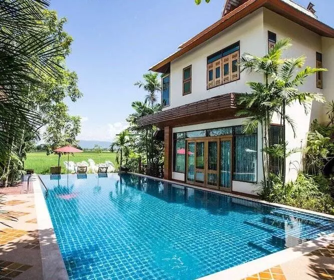 בית מלון כפרי Phusanfah Resort