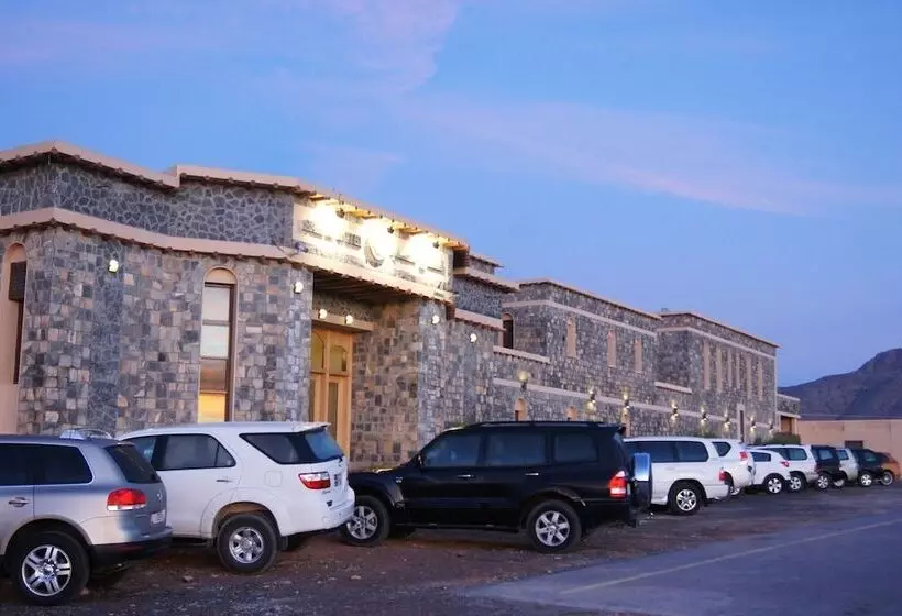 هتل Sahab Resort And Spa