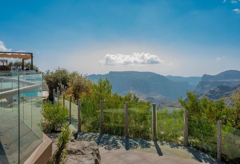 هتل Sahab Resort And Spa