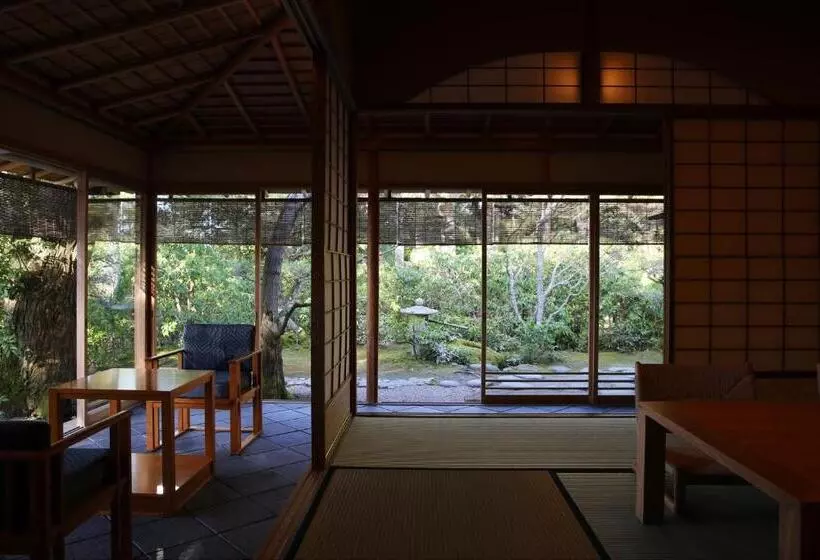 Hotel Monjusou Shourotei