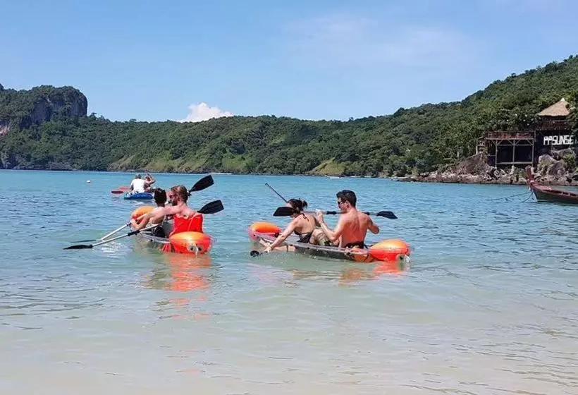 Hotel The Beacha Club