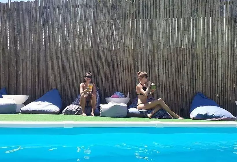 Hotel The Beacha Club